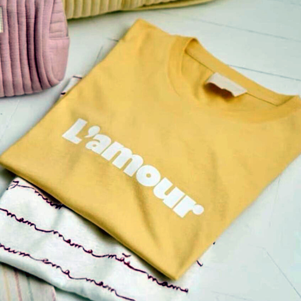 French Retro Letters Printing  - Yellow Summer Clothing recension och pris