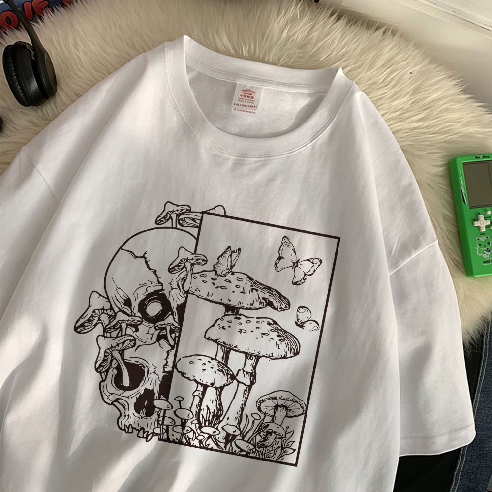 Skeleton And Mushroom Scenery  - Summer Clothing Essentials Women recension och pris