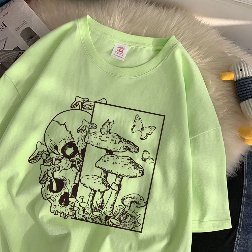 Skeleton And Mushroom Scenery  - Summer Clothing Essentials Women recension och pris