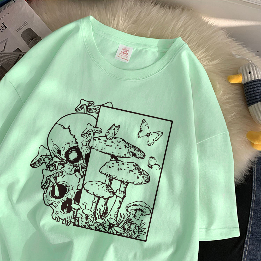 Skeleton And Mushroom Scenery  - Summer Clothing Essentials Women recension och pris